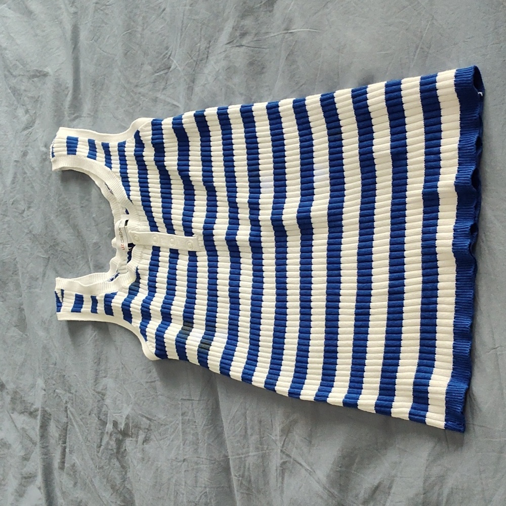 Liz Claiborne women's tank cute royal and white knit tank